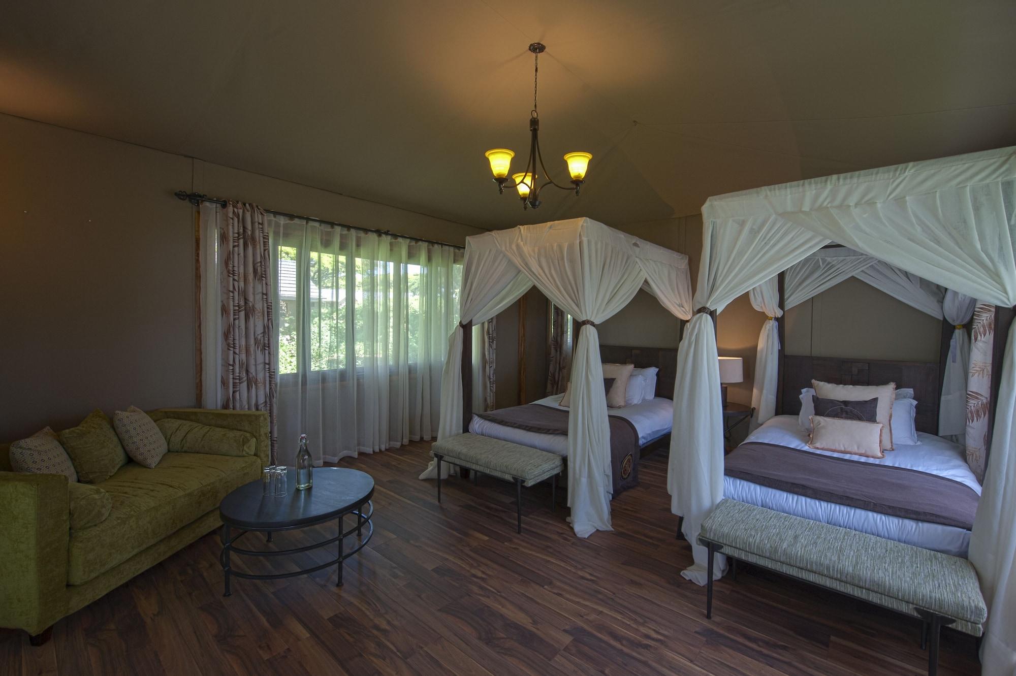 Karibu Camps And Lodges Lions Paw Ngorongoro 卡拉图 外观 照片