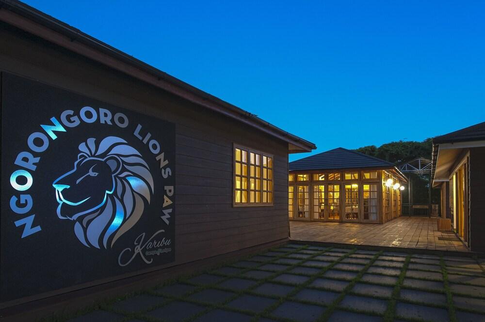 Karibu Camps And Lodges Lions Paw Ngorongoro 卡拉图 外观 照片